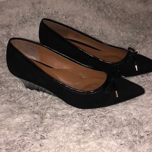 Pointed toe low wedges